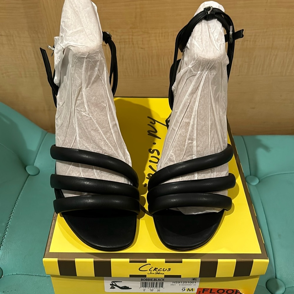 Sam Edelman black heel sandals Size 9
